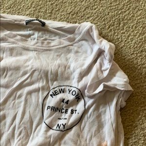 Brandy Melville ❤️ NY 44nd Prince St tee